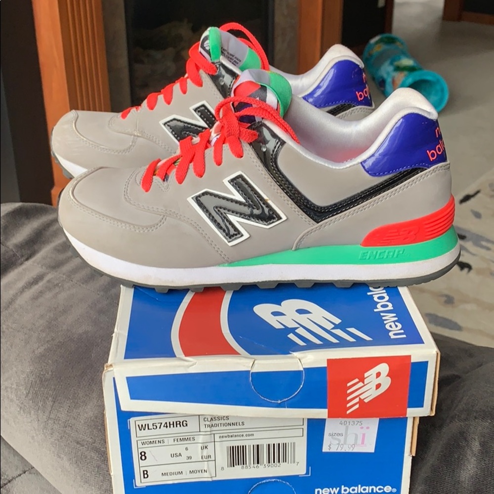 New Balance Sneaker